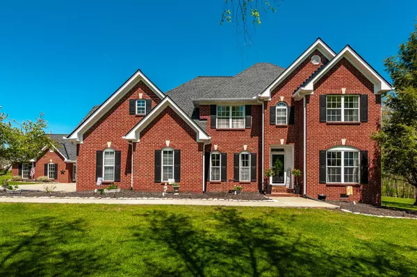 157 Hidden Cove Ct, Gallatin, TN 37066