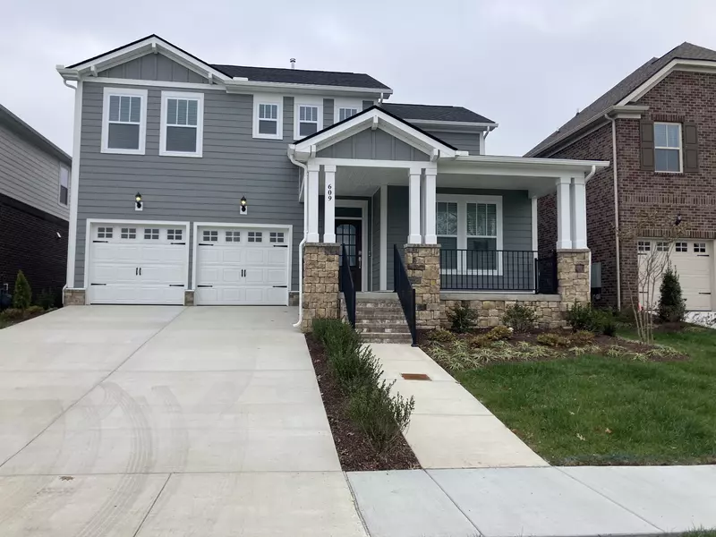 609 Seuss Way, Hendersonville, TN 37075