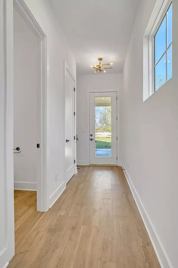 Nashville, TN 37218,1909 Ashton Ave