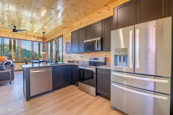 Sevierville, TN 37862,2412 Mountain Ridge Way