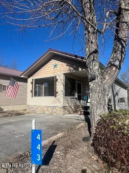 443 Mountain Thrush Drive, Townsend, TN 37882