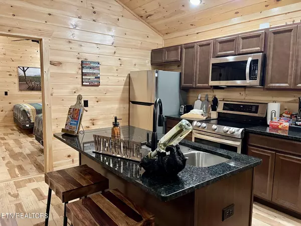 Gatlinburg, TN 37738,244 Forrest Loop Way