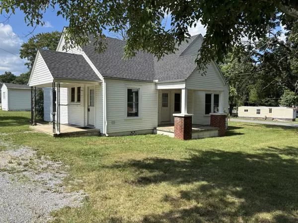 Tullahoma, TN 37388,201 Cedar Ln