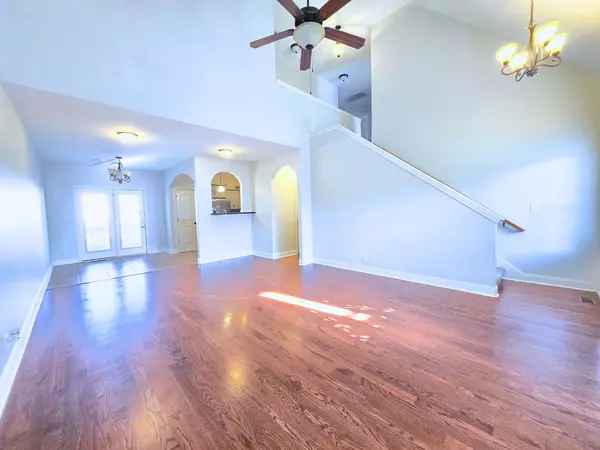 Clarksville, TN 37040,696 Sly Fox Dr