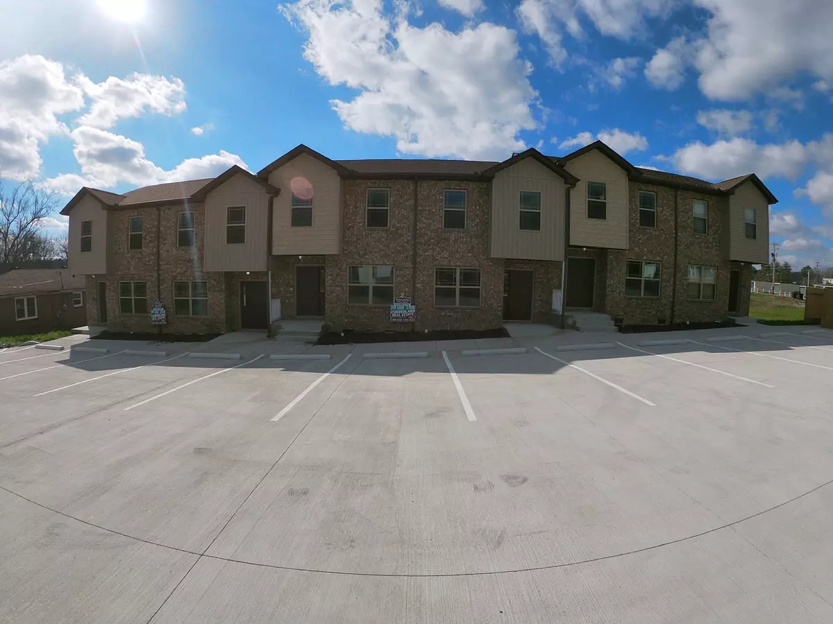 Hartsville, TN 37074,217 Hayes St