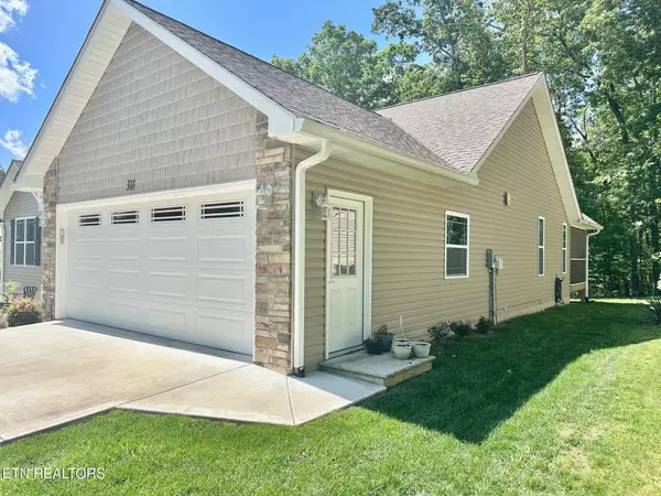 Crossville, TN 38558,311 Lakeview Drive