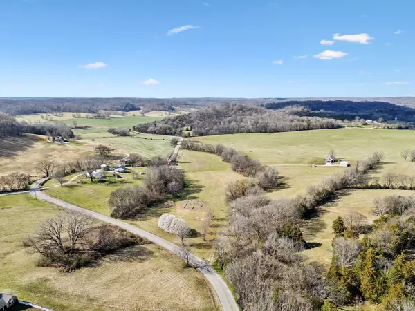 Hampshire, TN 38461,4518 Dry Fork Rd