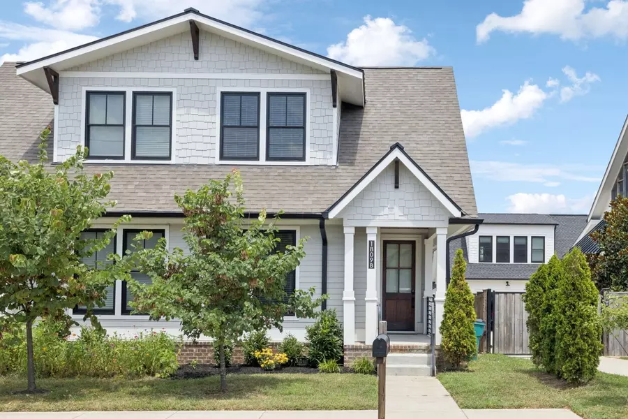 1809B Holly St, Nashville, TN 37206