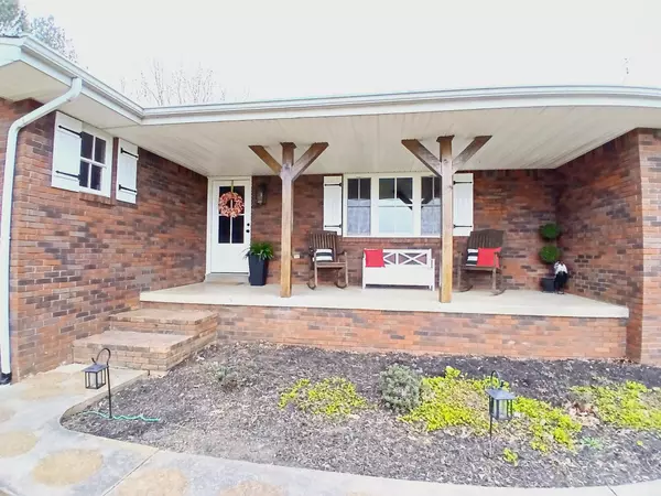 Bethpage, TN 37022,450 Paul Thompson Rd