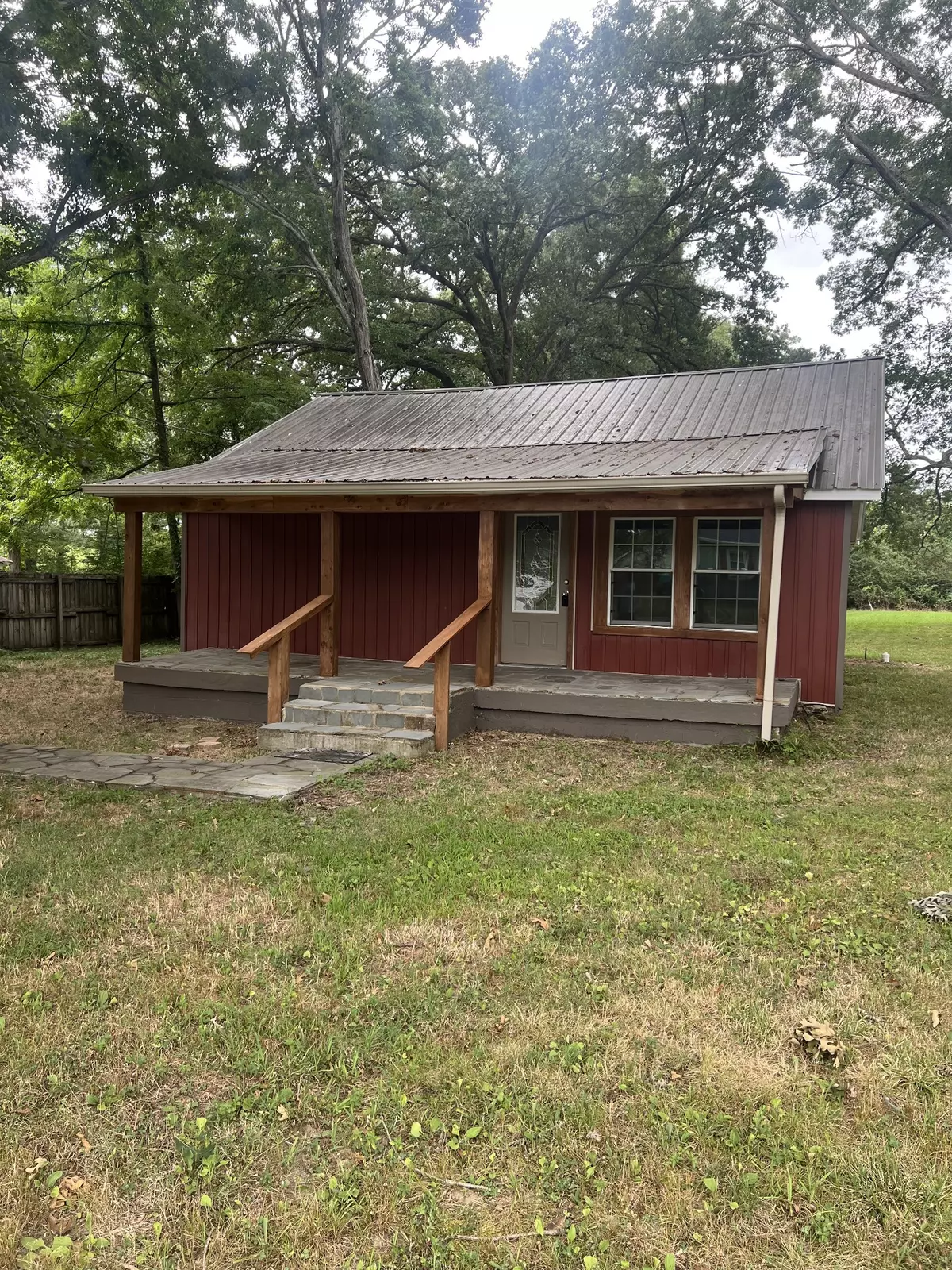Tullahoma, TN 37388,502 E Monroe St