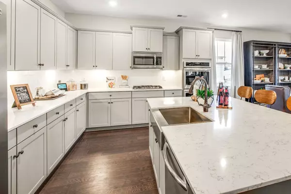 Hendersonville, TN 37075,566 Gingerwood Lane