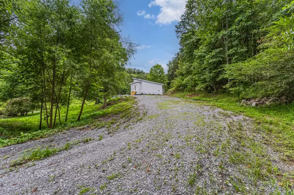 Granville, TN 38564,515 Big Branch Rd