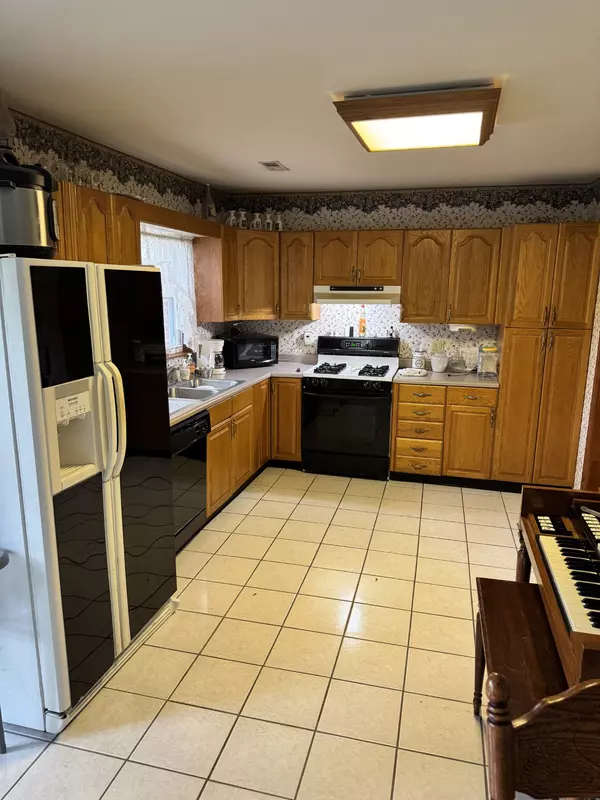 Tullahoma, TN 37388,815 Westwood Dr