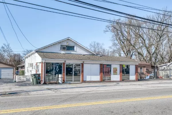 Sparta, TN 38583,249 N Spring St