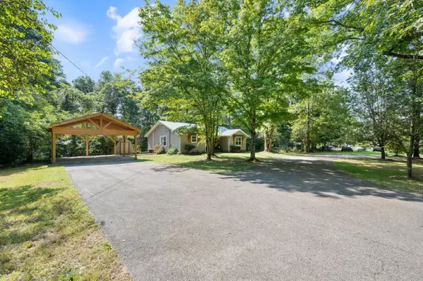 1527 White Bluff Rd, White Bluff, TN 37187