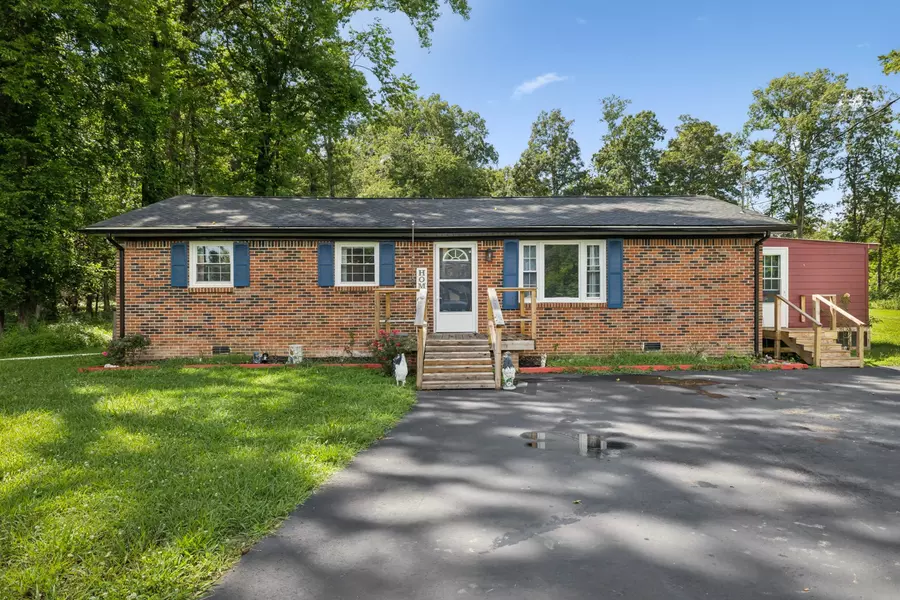 513 N Congress Blvd, Smithville, TN 37166