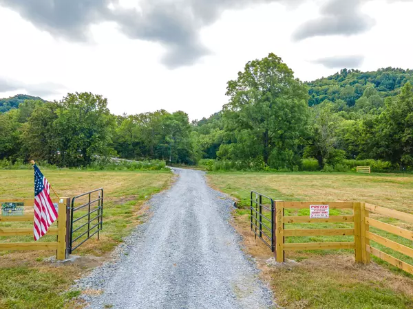 2970 Spring Place Rd, Belfast, TN 37019