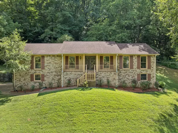 1972 Sunny Side Dr, Brentwood, TN 37027