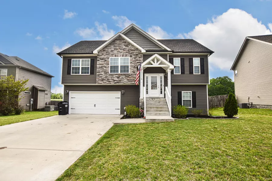 106 Sycamore Hill Drive, Clarksville, TN 37040