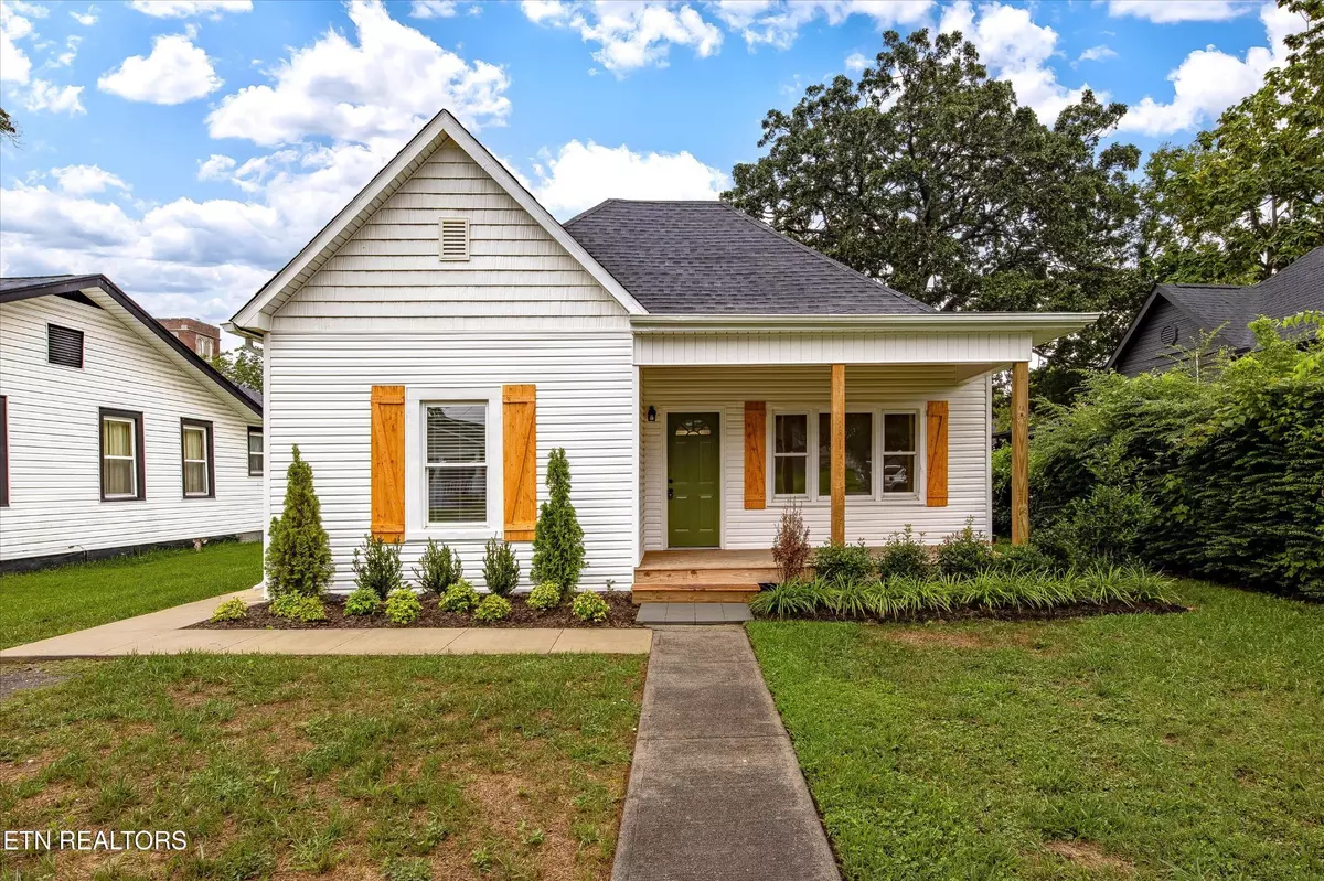 Knoxville, TN 37917,411 E Springdale Ave