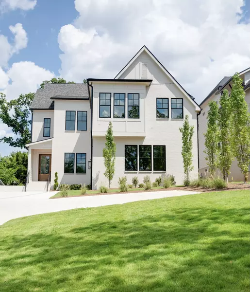 3420A Golf Club Ln, Nashville, TN 37215