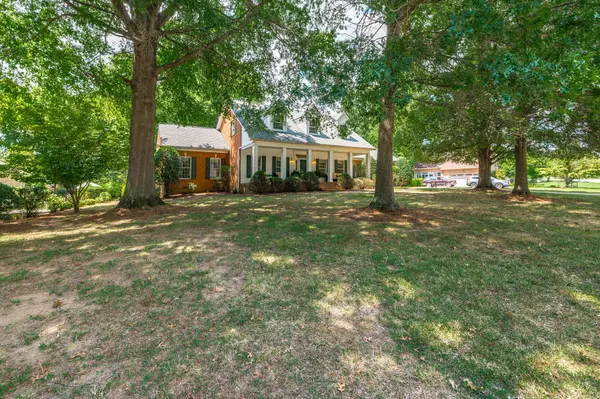 Gallatin, TN 37066,1120 Inneswood Dr