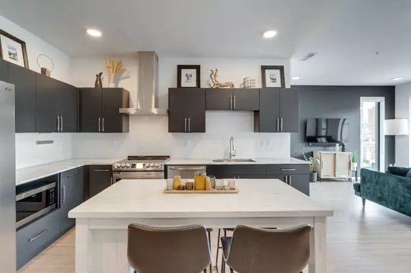 Nashville, TN 37203,806 Olympic St #201