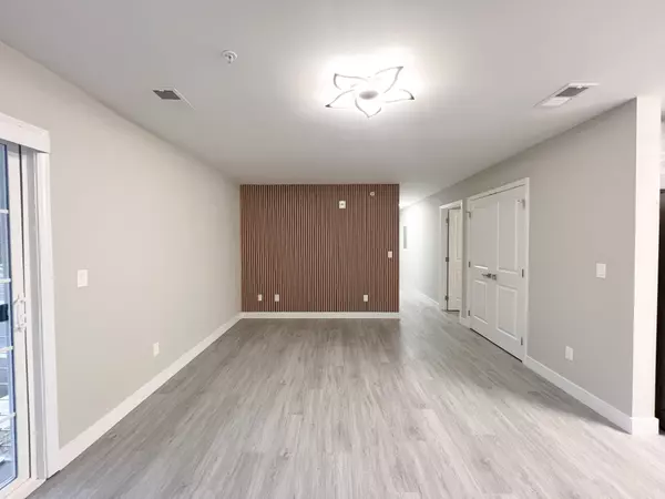 Clarksville, TN 37042,543 Peachers Mill Rd #203