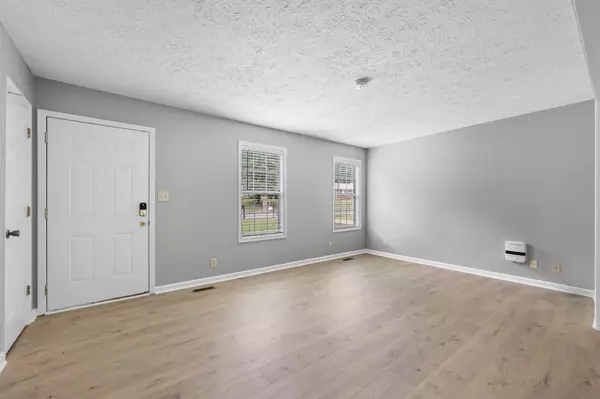 Clarksville, TN 37042,148 Lexington Dr