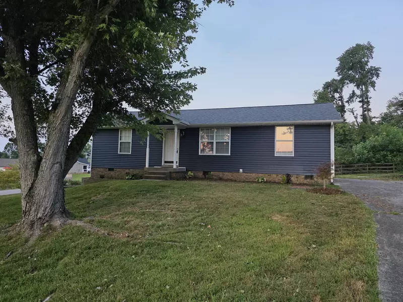 1899 Elm Leaf Dr, Clarksville, TN 37042