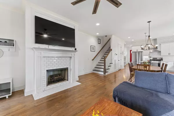 Nashville, TN 37208,1017A Monroe St