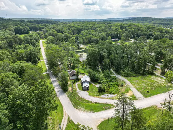 Tracy City, TN 37387,9 Hemlock Cove