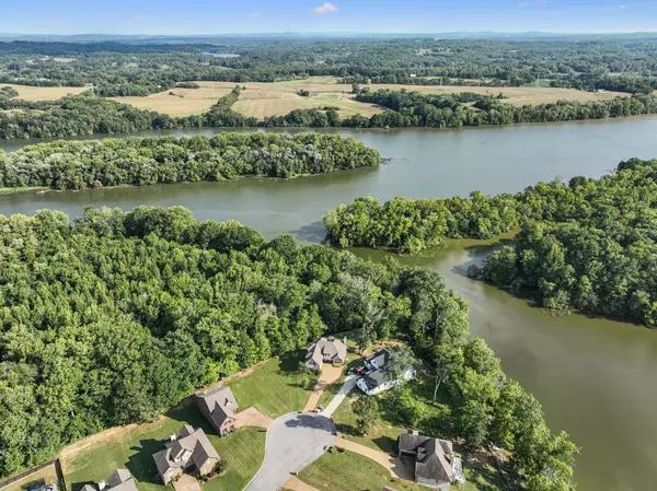 Lebanon, TN 37087,402 Zephyr Cove