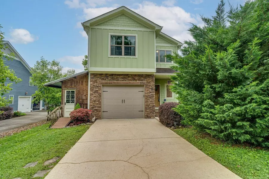 206 Peak Street, Chattanooga, TN 37405