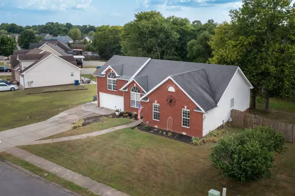 Clarksville, TN 37040,3887 Stella Dr