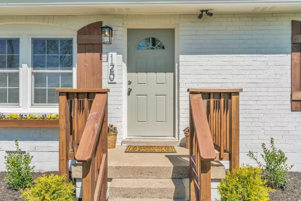 Nashville, TN 37218,120 E Fairview Dr