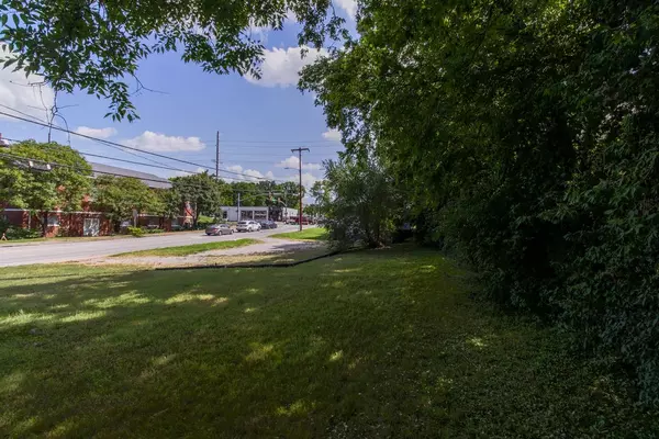 Nashville, TN 37207,435 E Trinity Ln