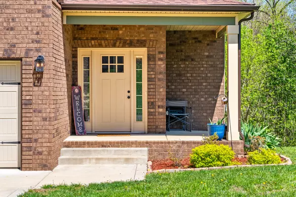 Adams, TN 37010,4406 Memory Ln