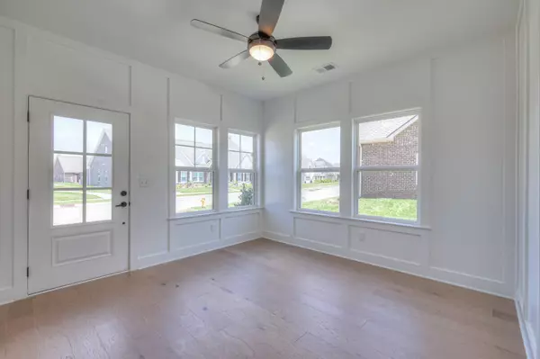 Franklin, TN 37064,9067 Headwaters Drive #141