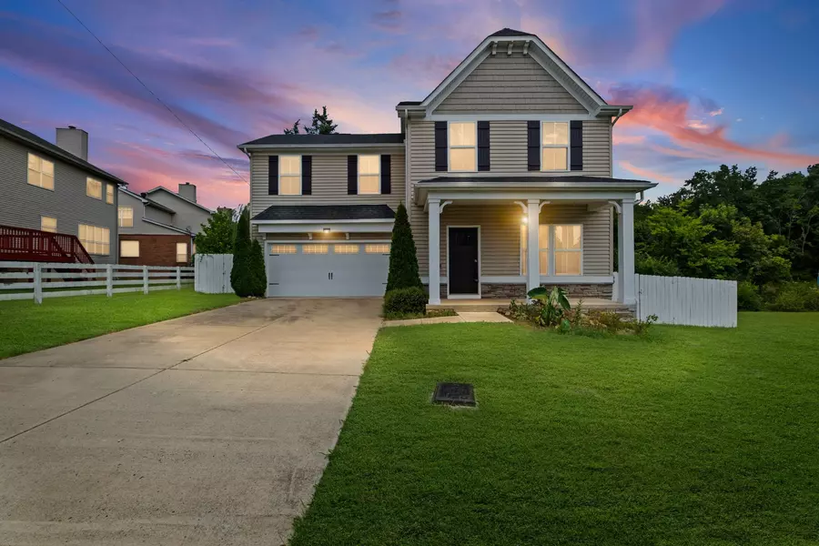 5005 Mooregate Dr, Antioch, TN 37013