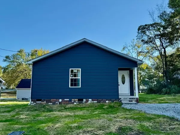 405 S High St, Tullahoma, TN 37388