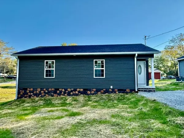 403 S High St, Tullahoma, TN 37388
