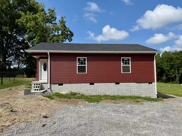 404 Spruce Alley, Tullahoma, TN 37388
