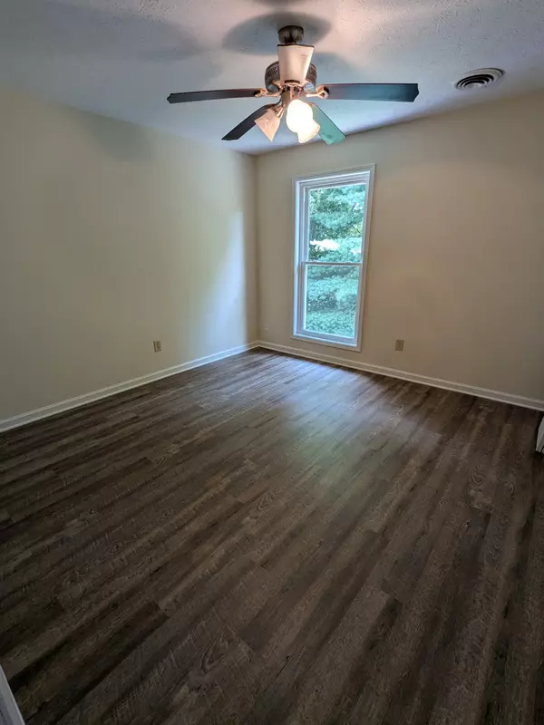 Franklin, KY 42134,1030 Brookview Dr #21C