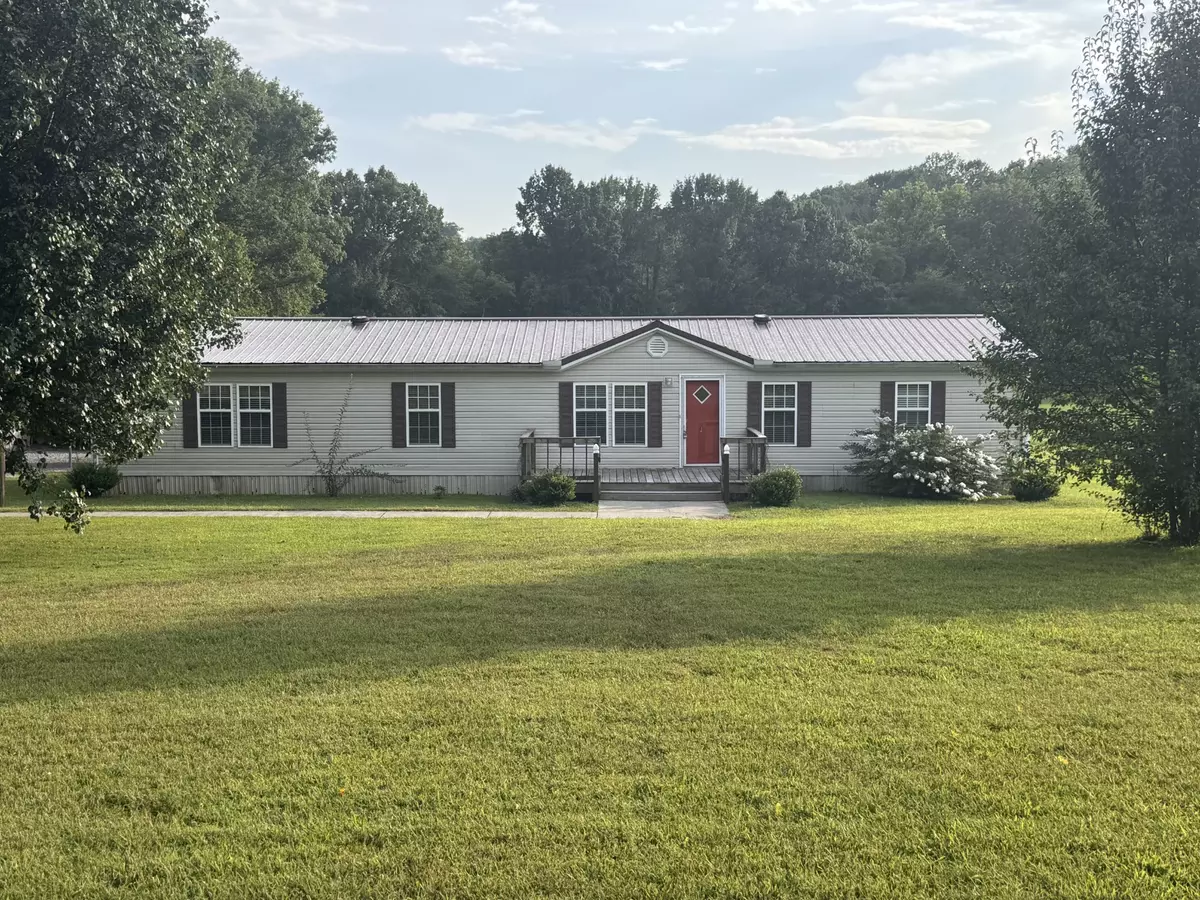 Shelbyville, TN 37160,2336 Highway 82 #S
