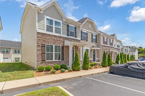 4316 Summercrest Blvd #1011, Antioch, TN 37013