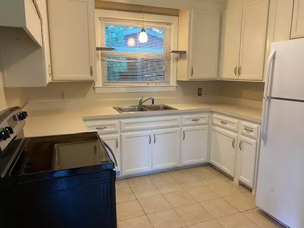 Nashville, TN 37220,472 Manley Dr