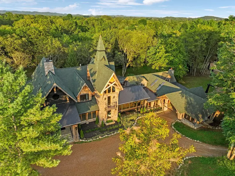 2465 Old Charlotte Pike, Franklin, TN 37064