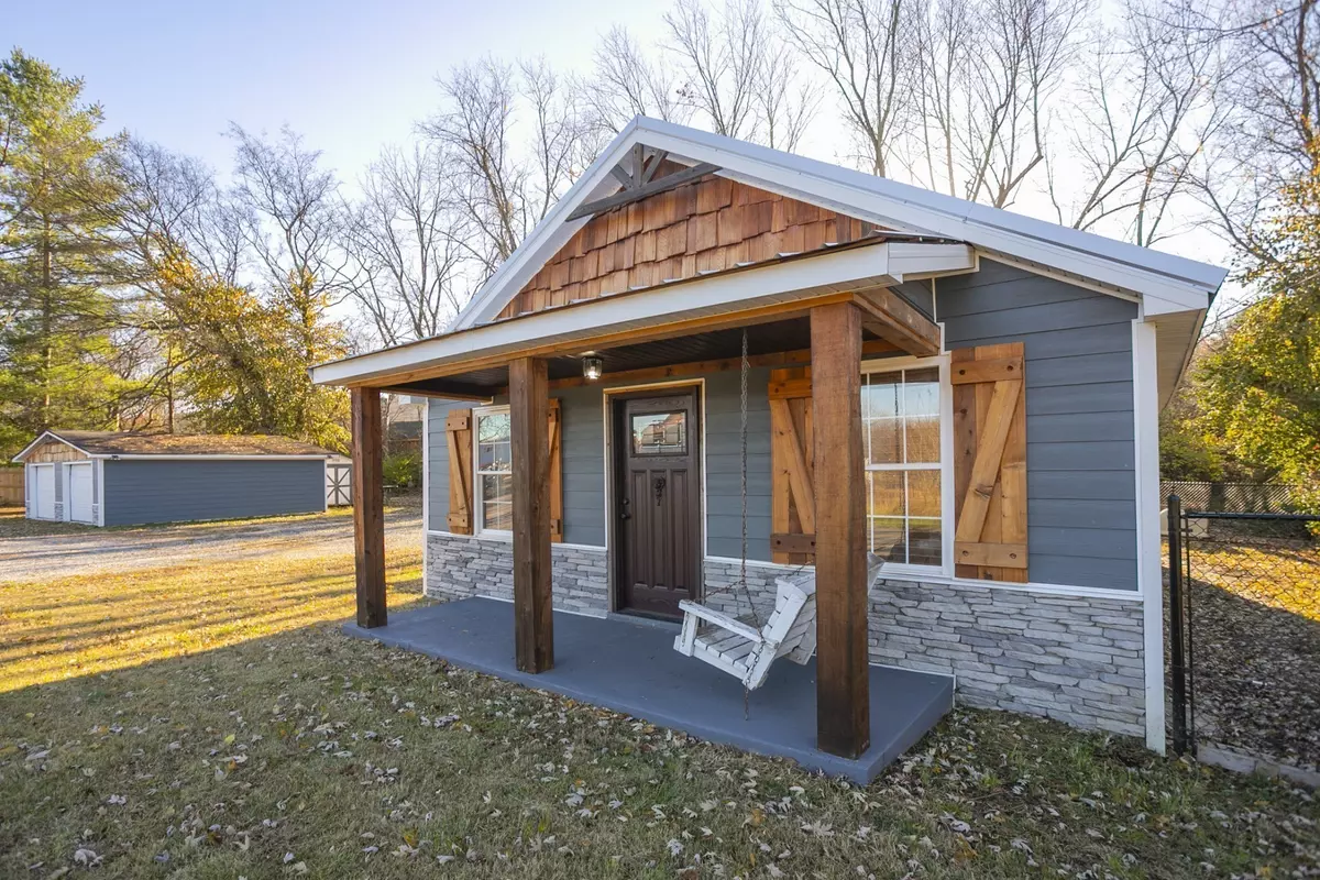 Greenbrier, TN 37073,2828 Old Greenbrier Pike