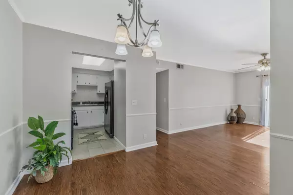 Nashville, TN 37211,500 Paragon Mills Rd #M20